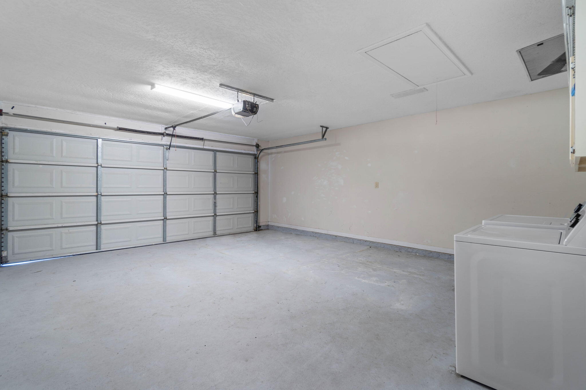 HIDDEN TRAILS PH 2 - Residential Lease