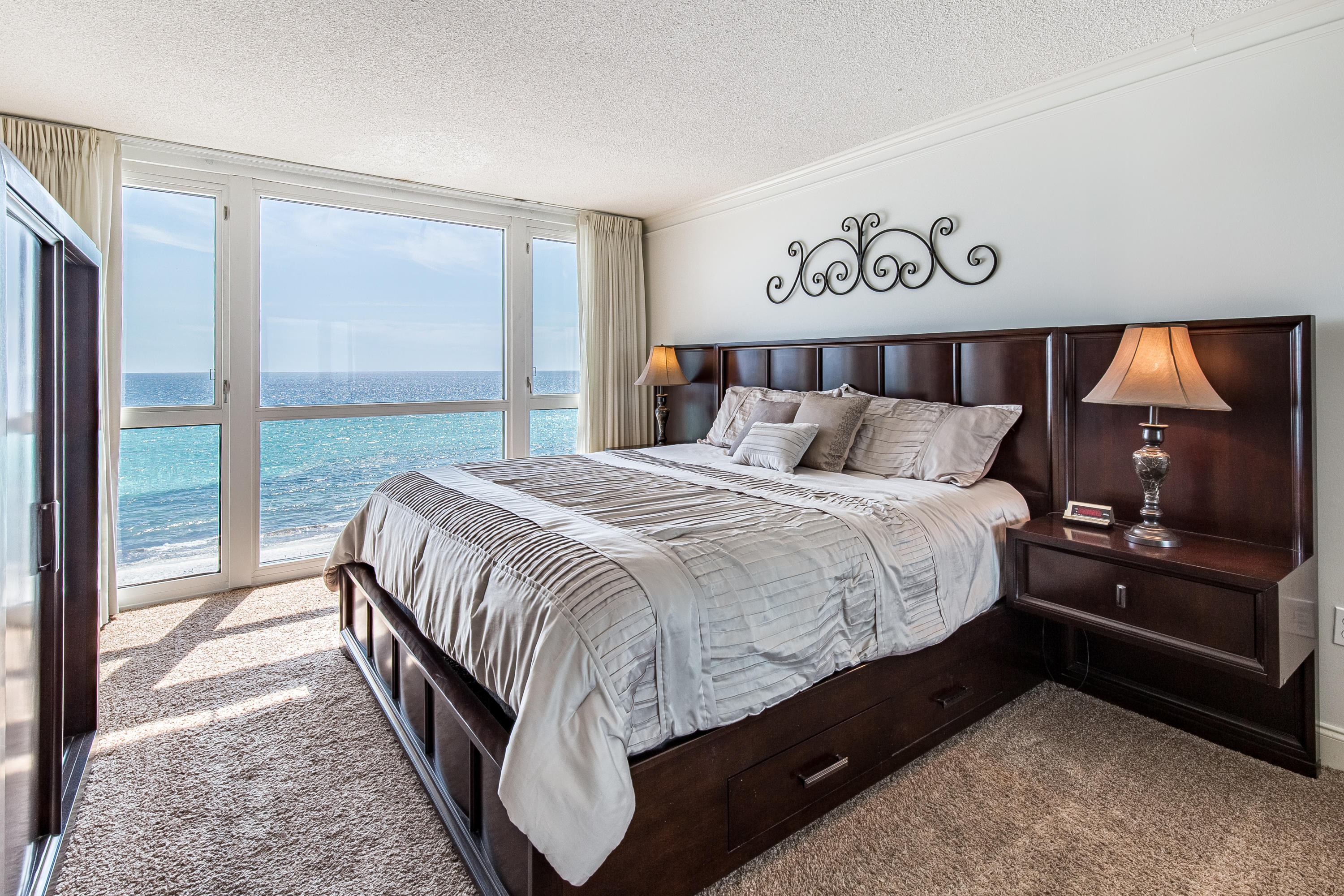 GRAND MARINER PH 1 - Residential