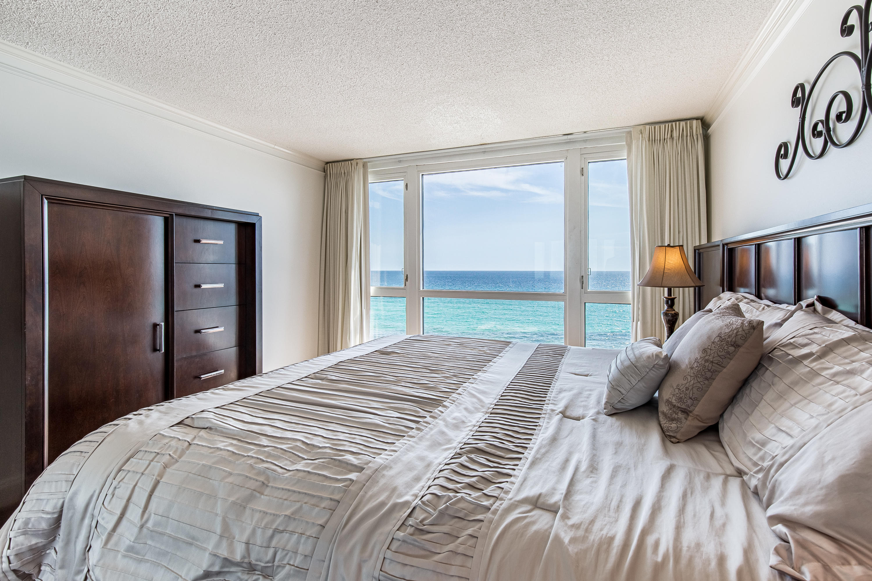 GRAND MARINER PH 1 - Residential