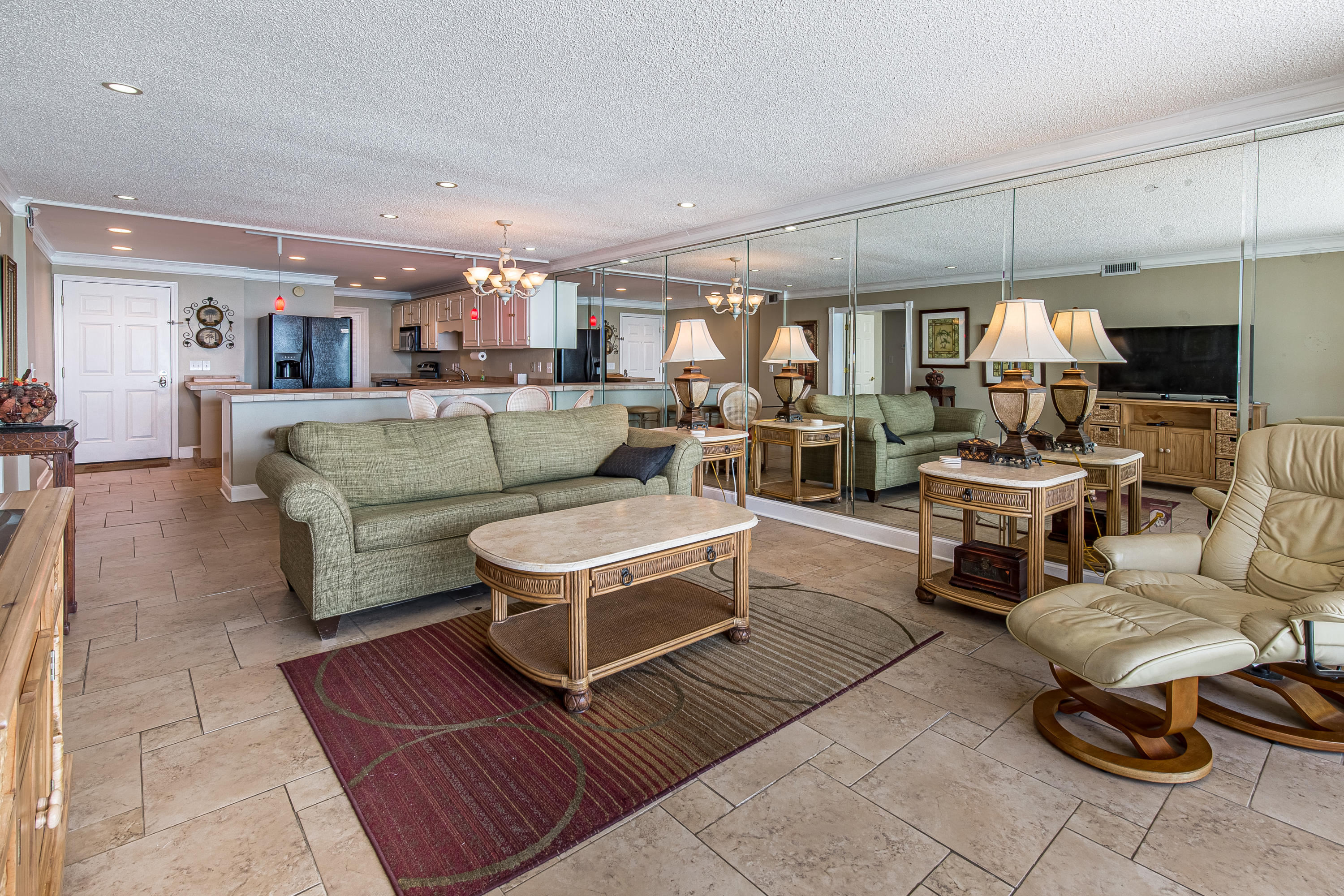 GRAND MARINER PH 1 - Residential