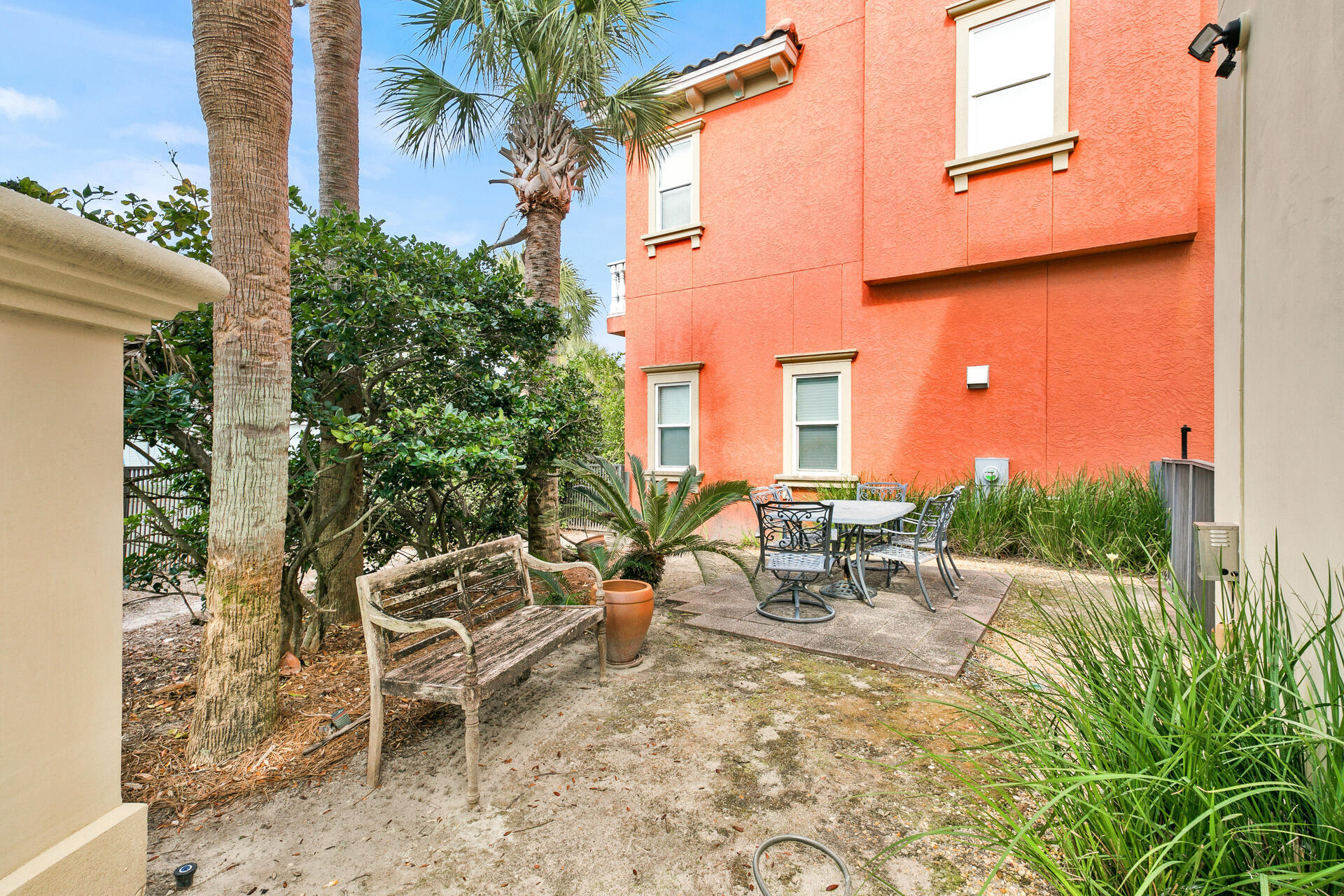 PALMEIRA VILLAS - Residential
