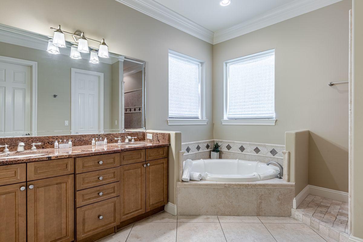 CRYSTAL BEACH - Residential