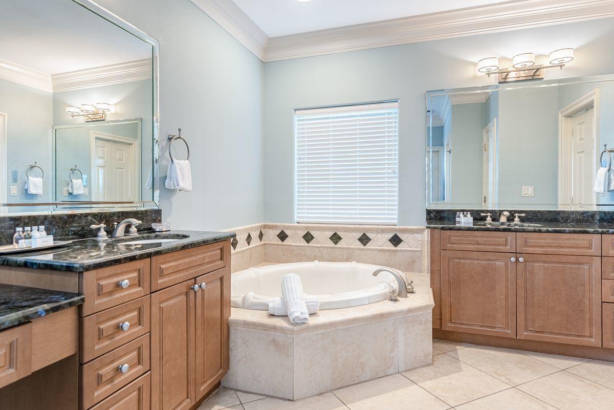 CRYSTAL BEACH - Residential