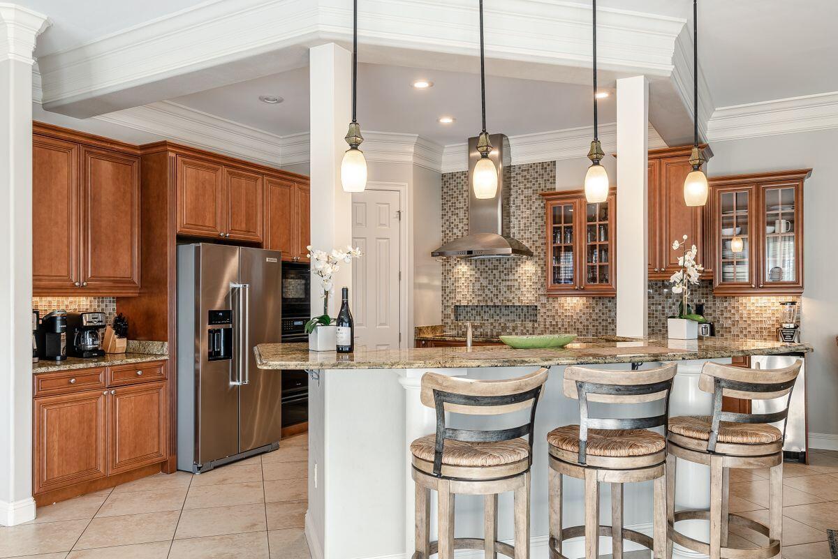 CRYSTAL BEACH - Residential