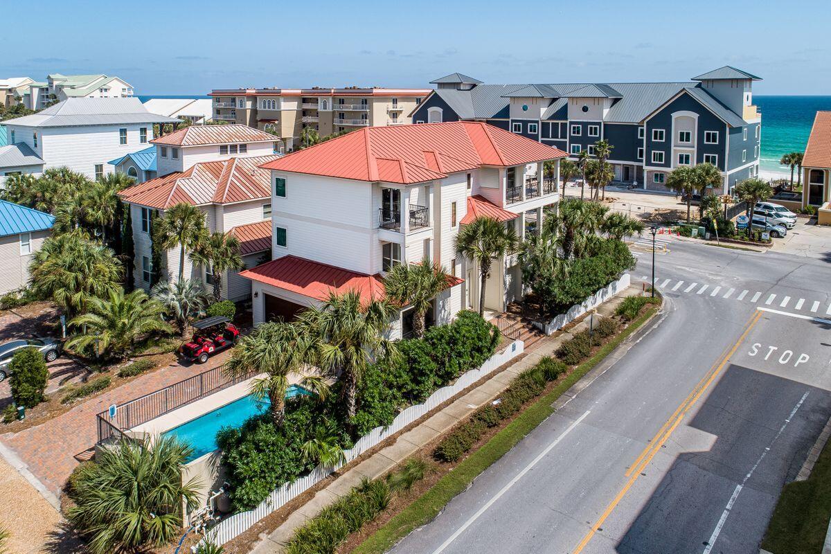 CRYSTAL BEACH - Residential