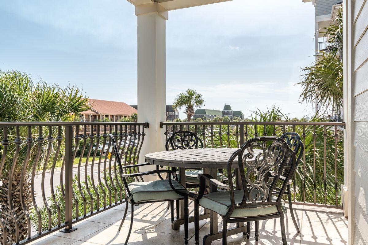 CRYSTAL BEACH - Residential