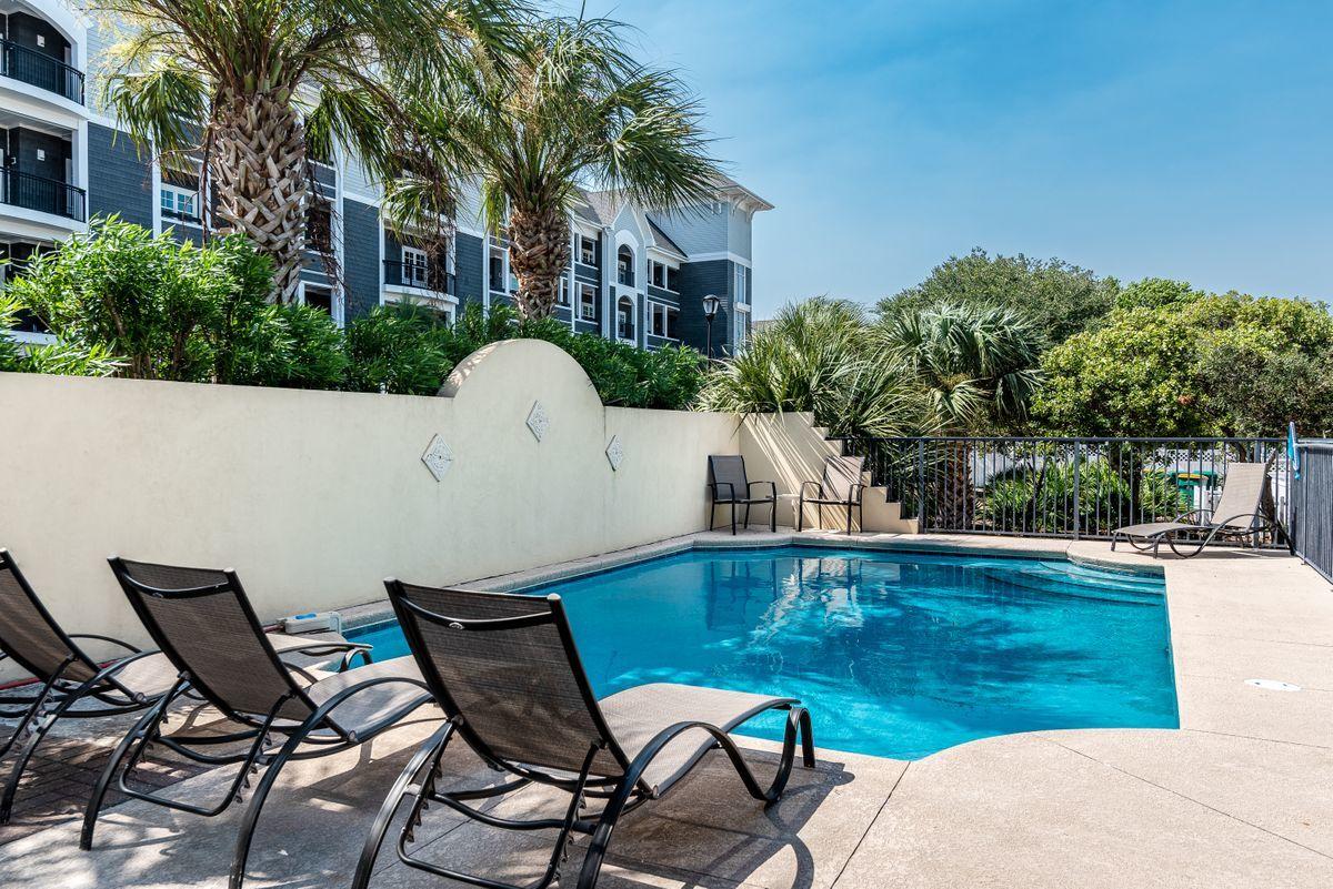 CRYSTAL BEACH - Residential