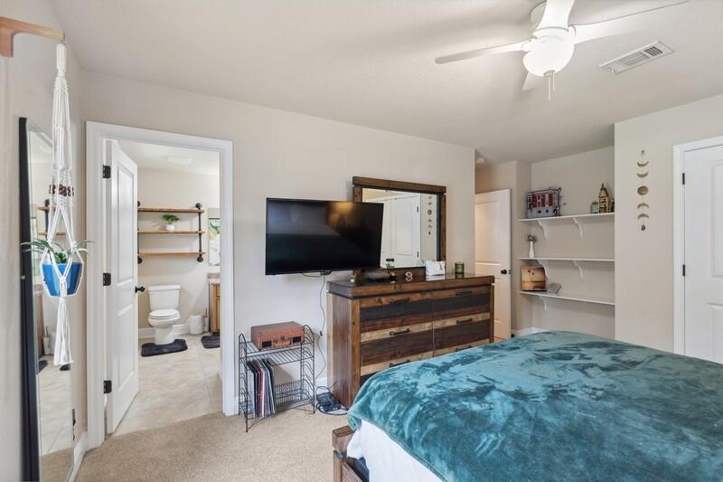 FOX VALLEY - Residential