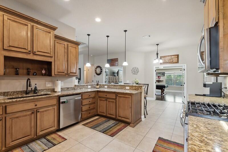 FOX VALLEY - Residential