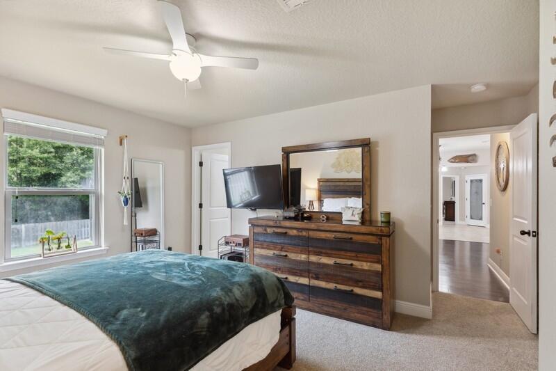 FOX VALLEY - Residential