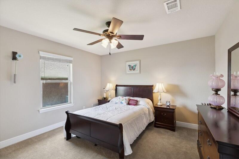 FOX VALLEY - Residential