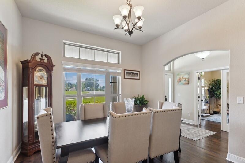 FOX VALLEY - Residential