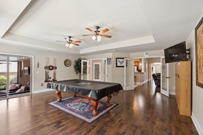 FOX VALLEY - Residential