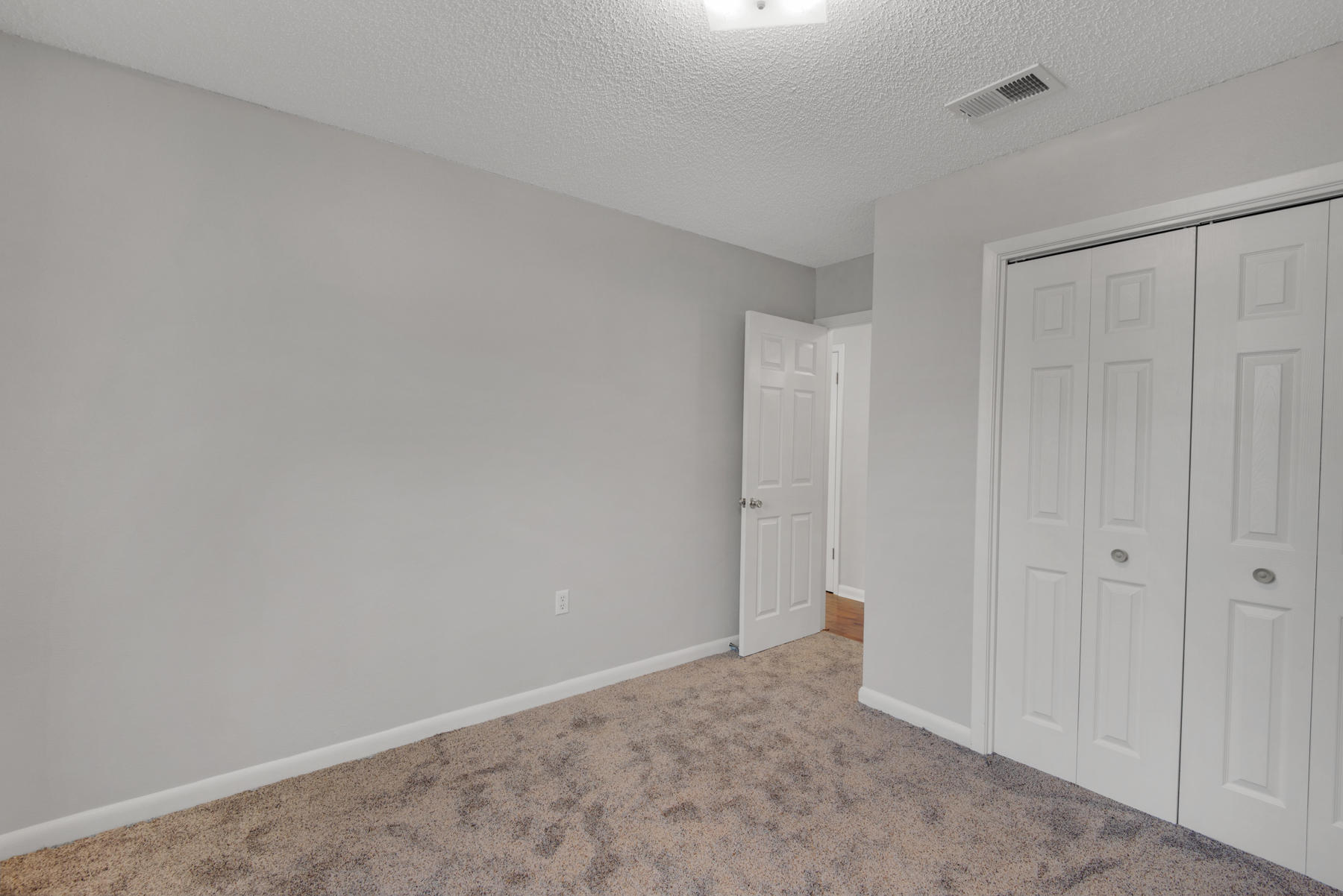 TANGLEWOOD S/D 1ST ADDN Lot 42 Block B - Residential