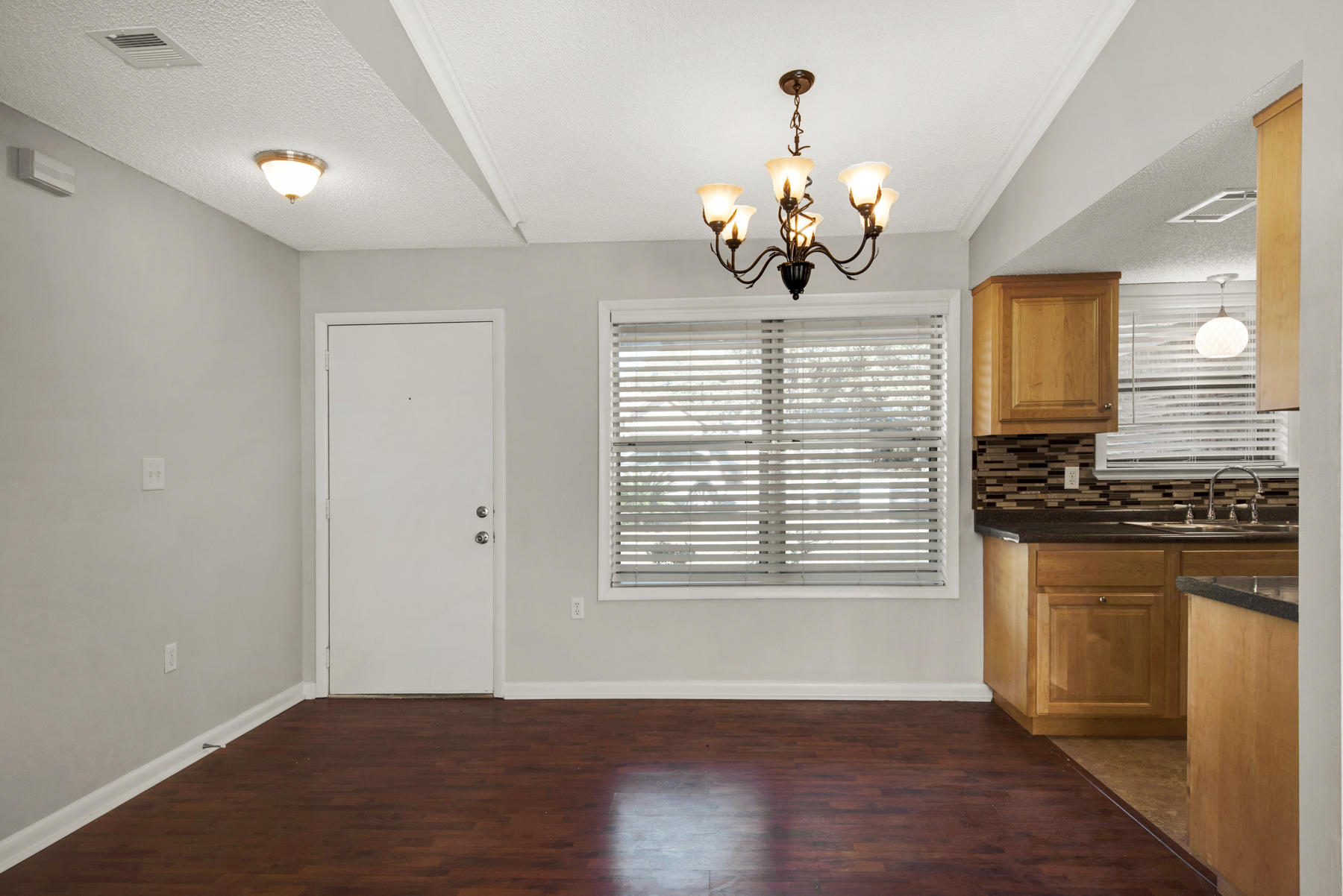 TANGLEWOOD S/D 1ST ADDN Lot 42 Block B - Residential