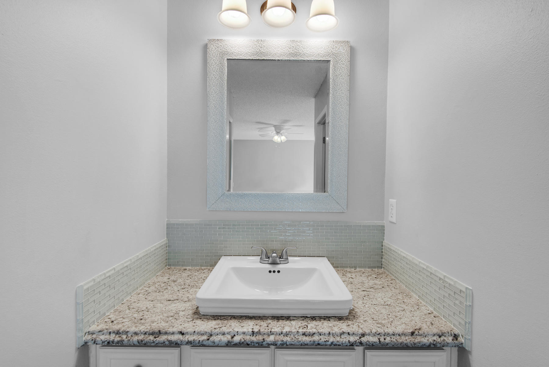 TANGLEWOOD S/D 1ST ADDN Lot 42 Block B - Residential