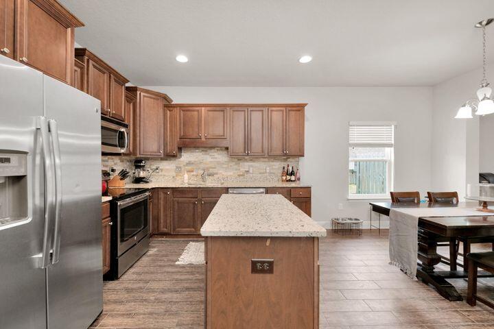 HAMMOCK BAY - Residential