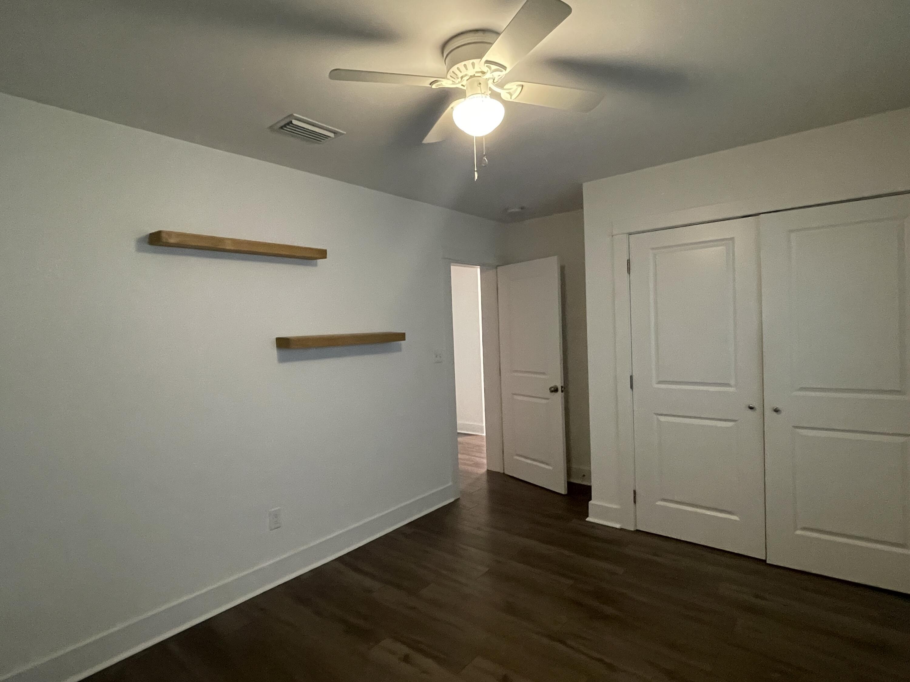 PARK PLACE 3RD ADDN - Residential Lease