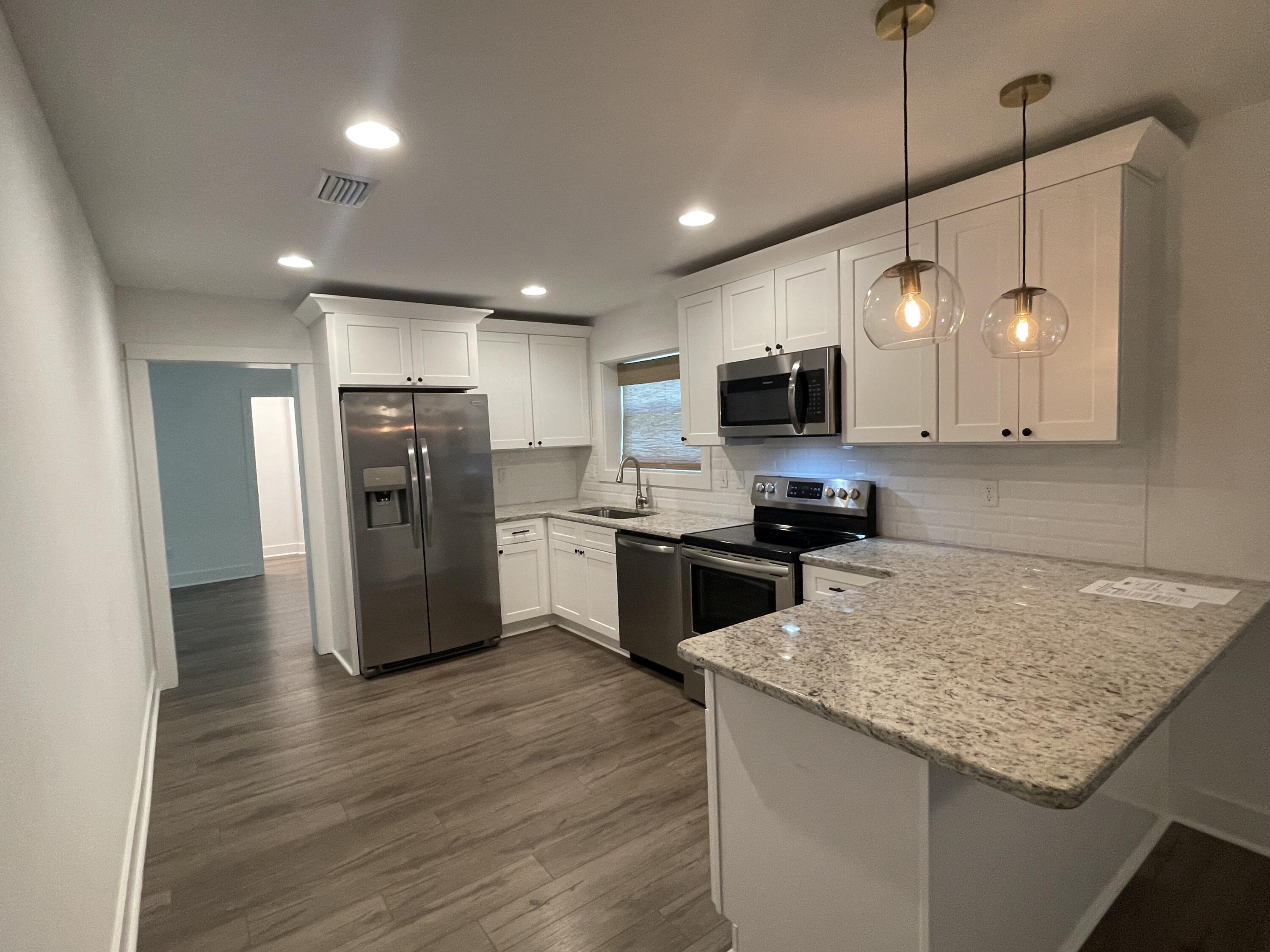 PARK PLACE 3RD ADDN - Residential Lease