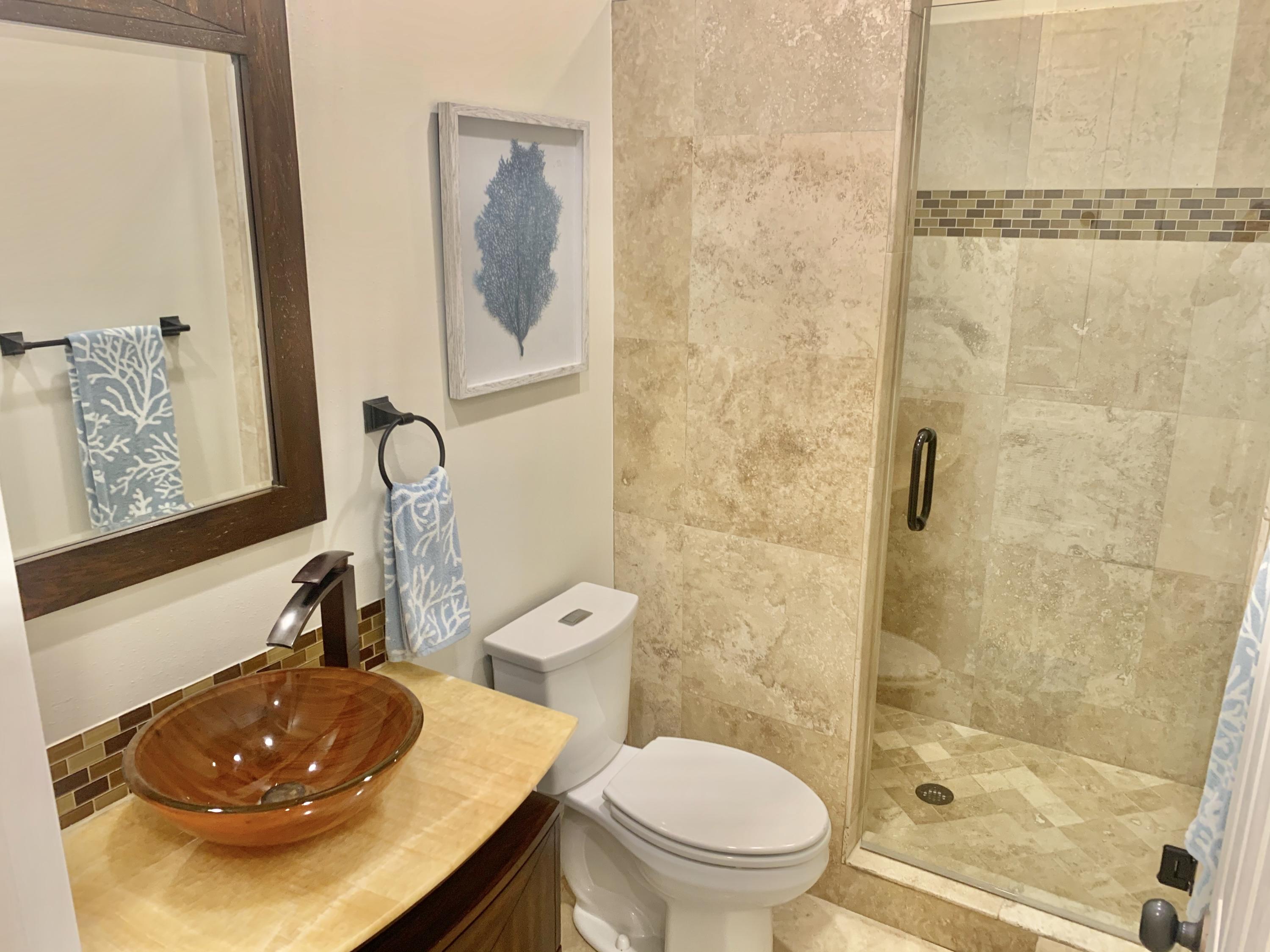 CRYSTAL LAKE - Residential