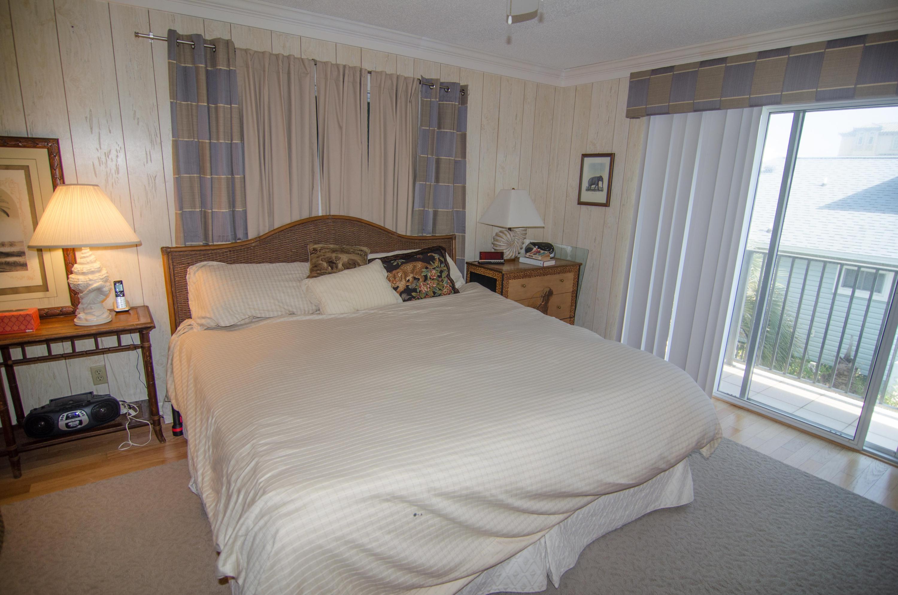 SANDPIPER BEACH COLONY UNREC - Residential