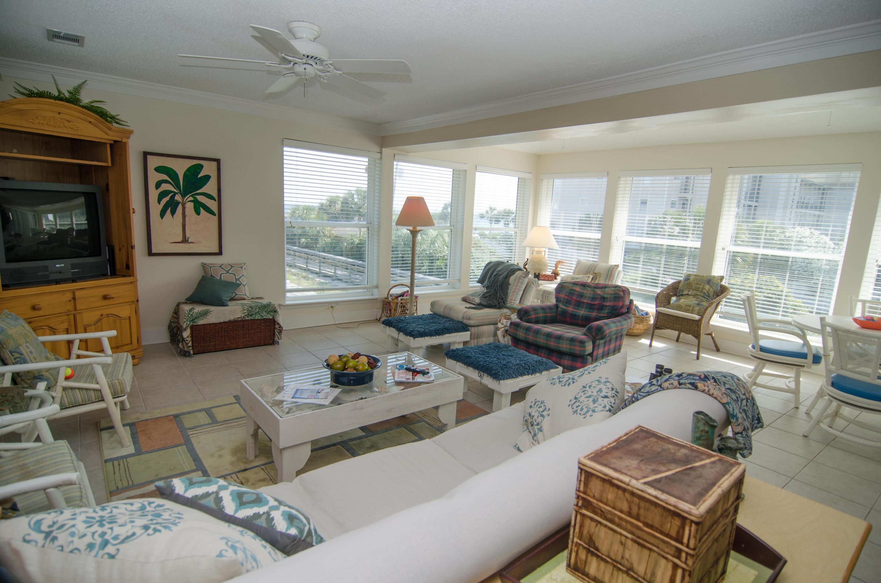 SANDPIPER BEACH COLONY UNREC - Residential