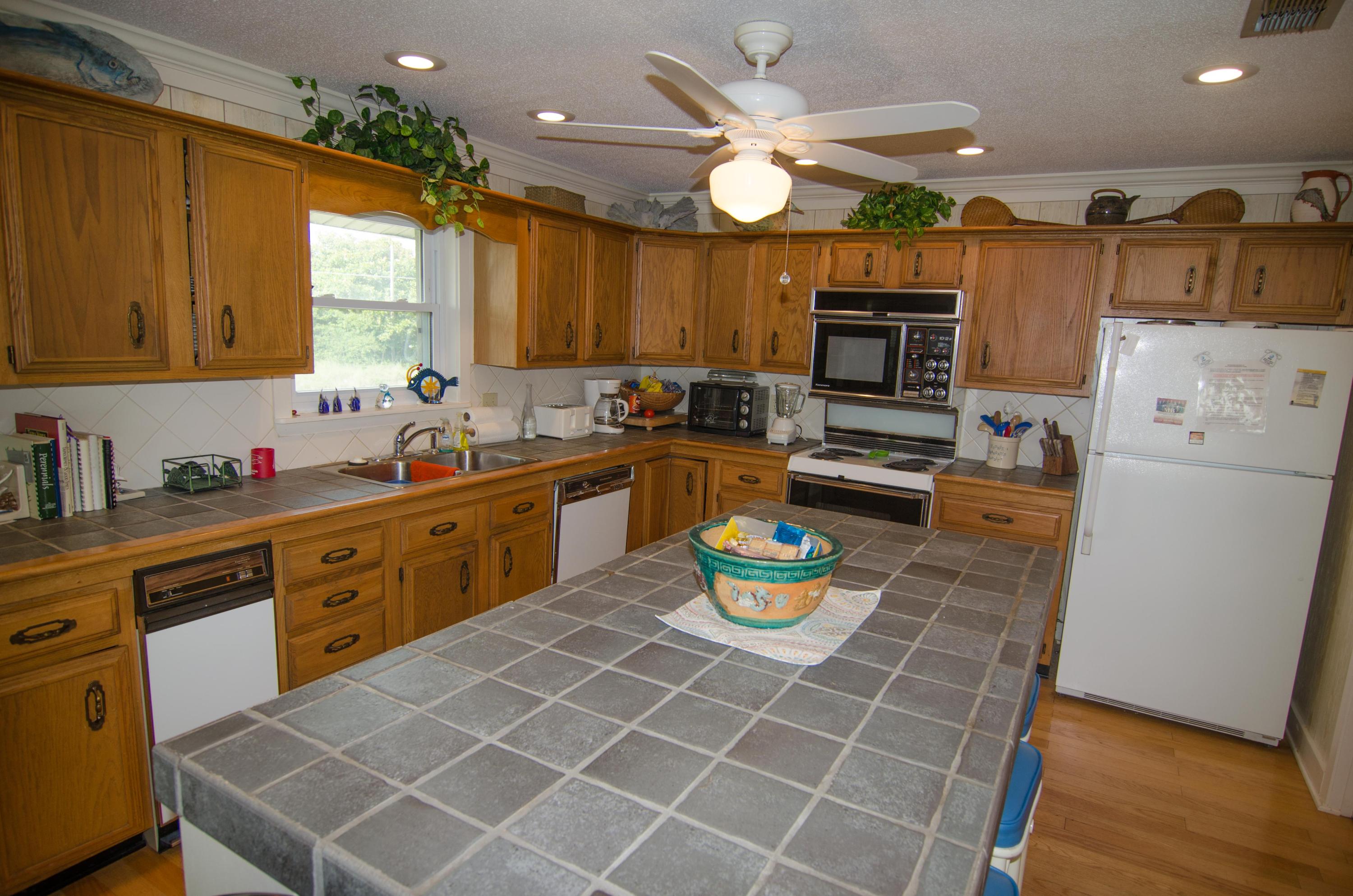 SANDPIPER BEACH COLONY UNREC - Residential