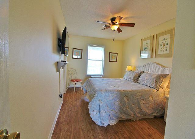 BEACHSIDE VILLAS CONDO - Residential