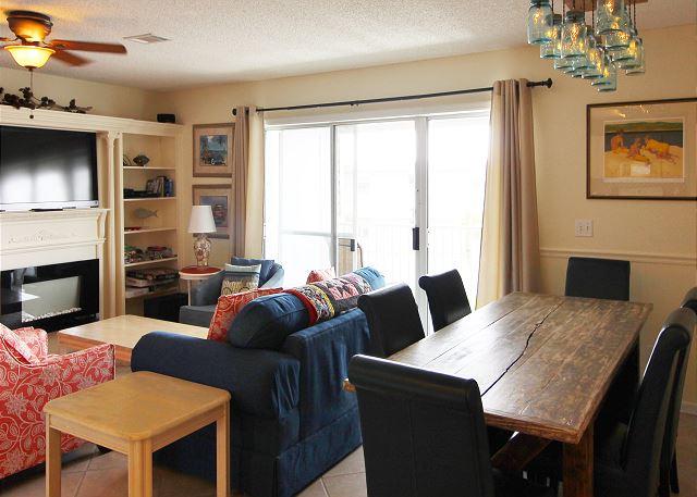 BEACHSIDE VILLAS CONDO - Residential