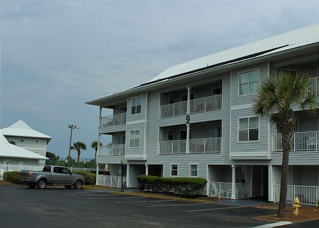 BEACHSIDE VILLAS CONDO - Residential