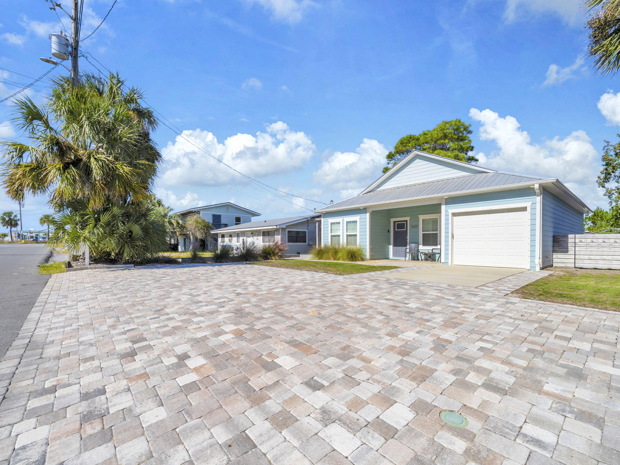 SILVER SANDS BEACH - Residential