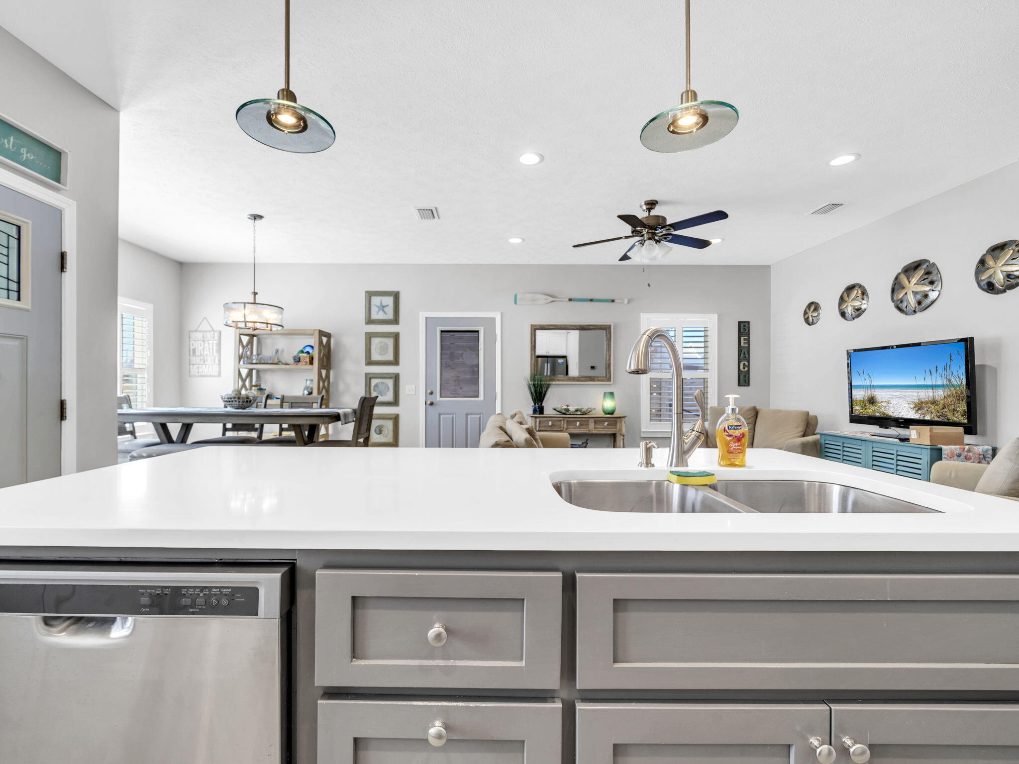 SILVER SANDS BEACH - Residential