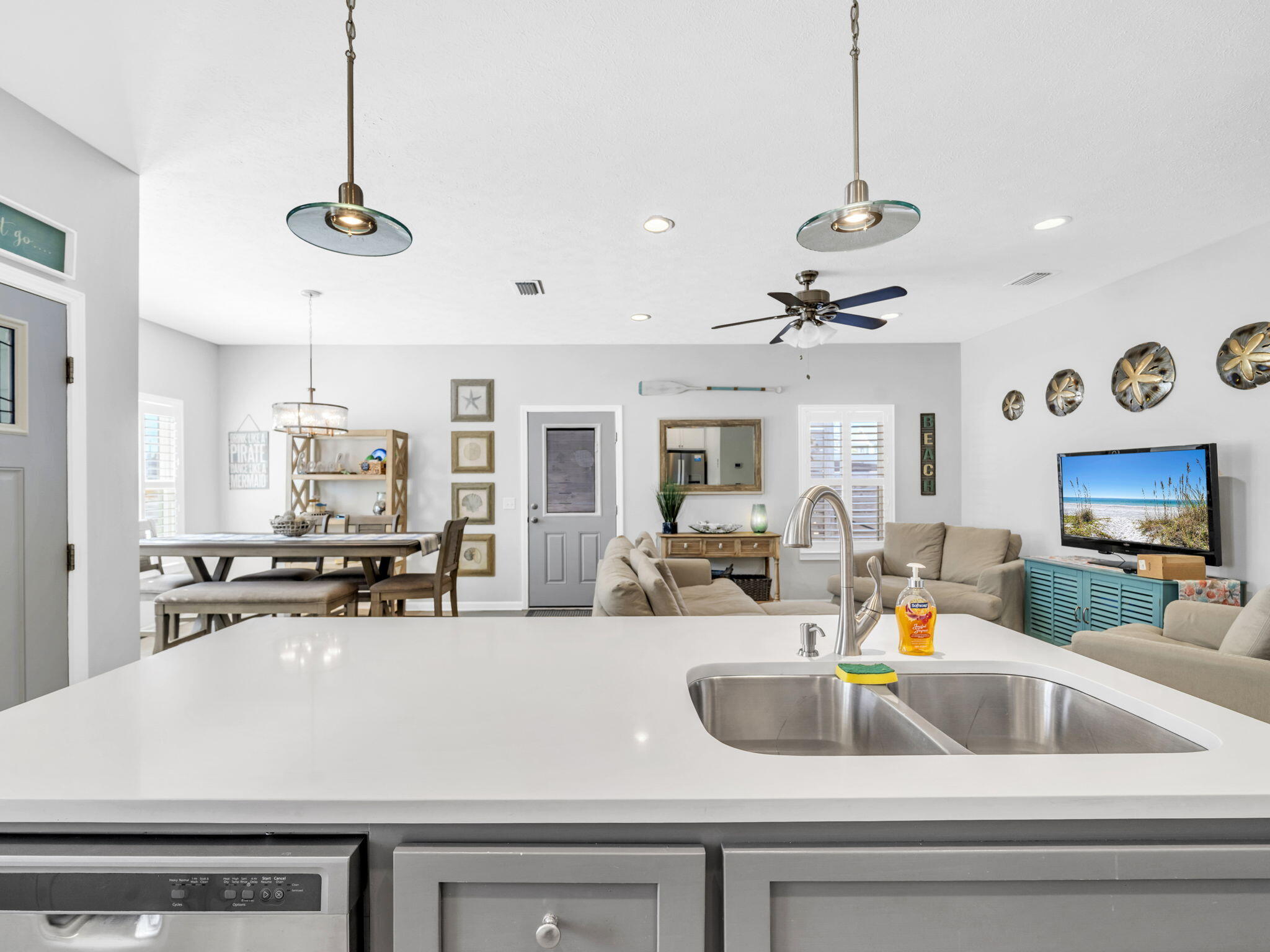 SILVER SANDS BEACH - Residential