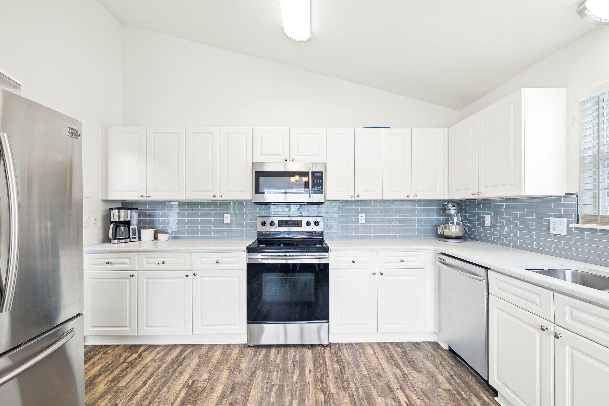 HIDDEN HARBOR ESTATES - Residential