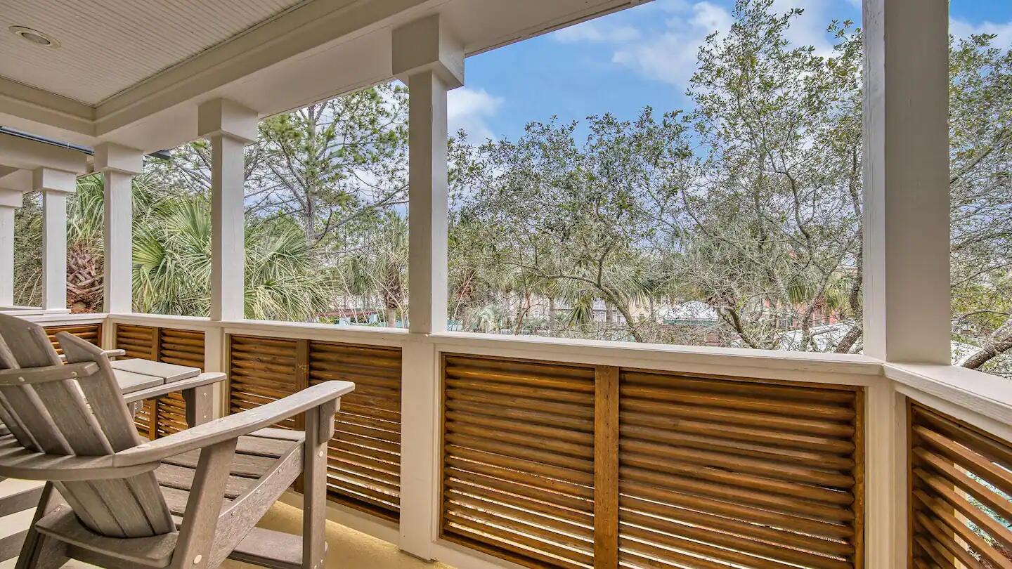 GULF PLACE - Residential