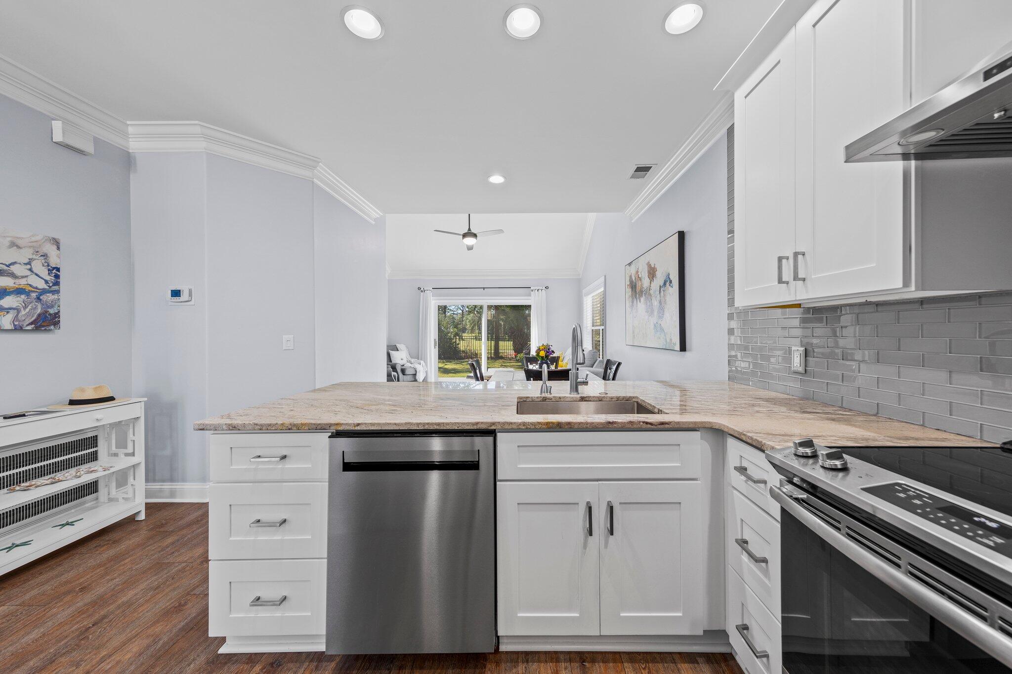 CALUSA BAY S/D - Residential