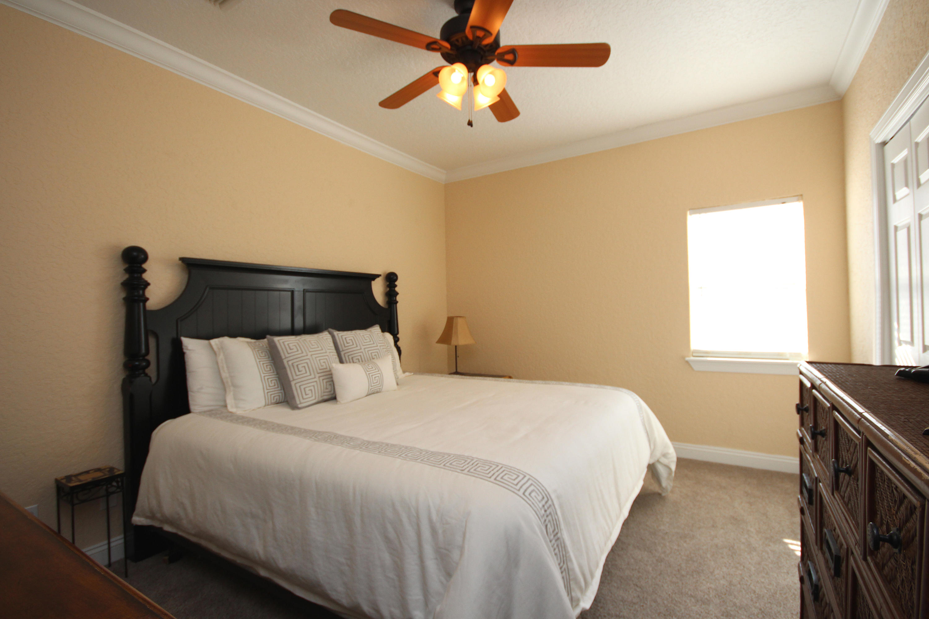 COURTYARD AT GULF PLACE - Residential