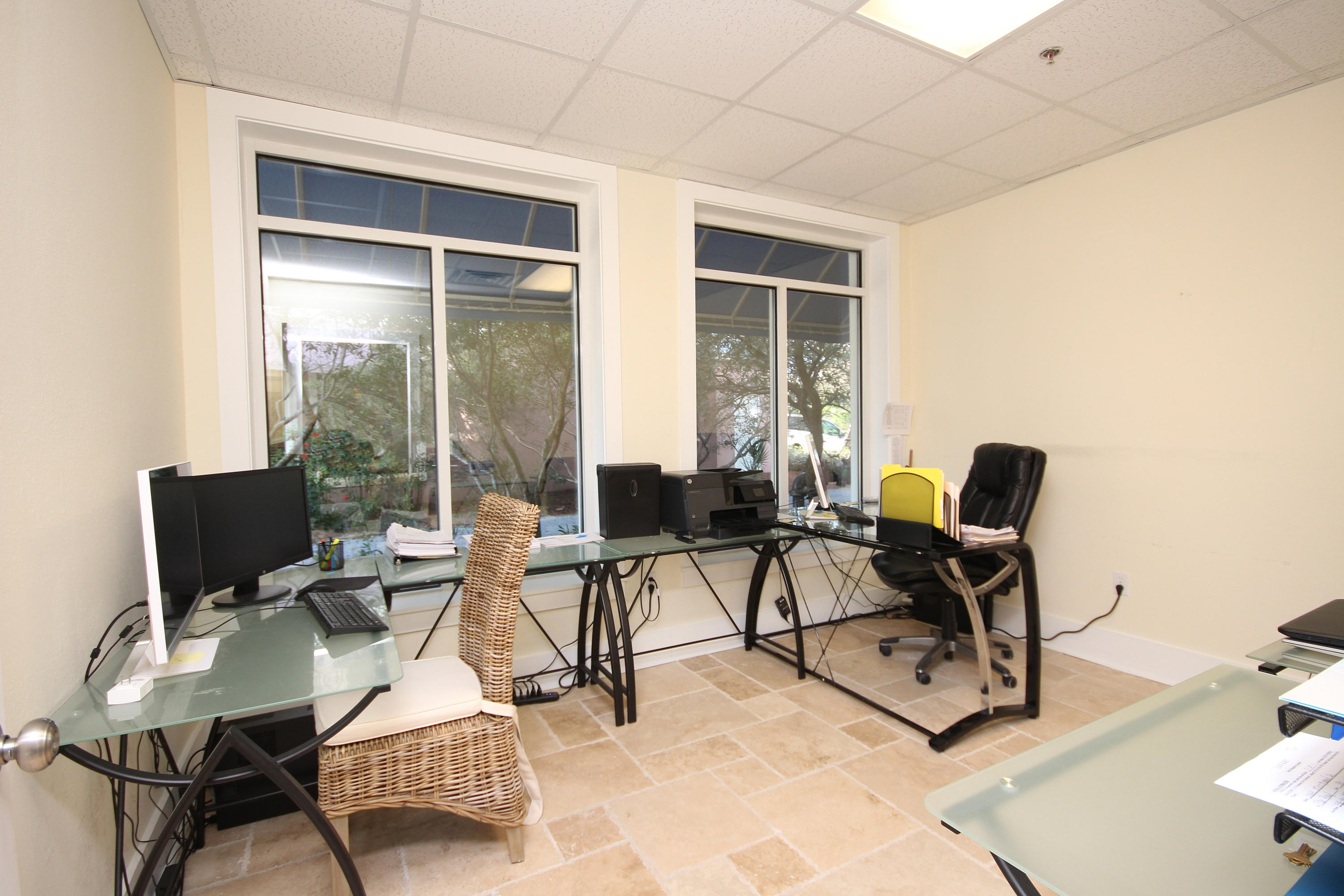 COURTYARD AT GULF PLACE - Residential