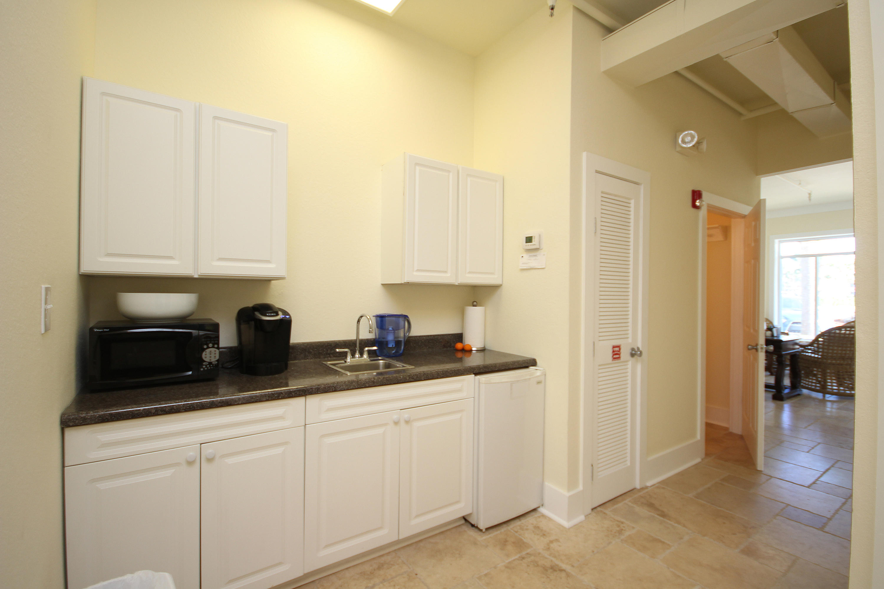 COURTYARD AT GULF PLACE - Residential