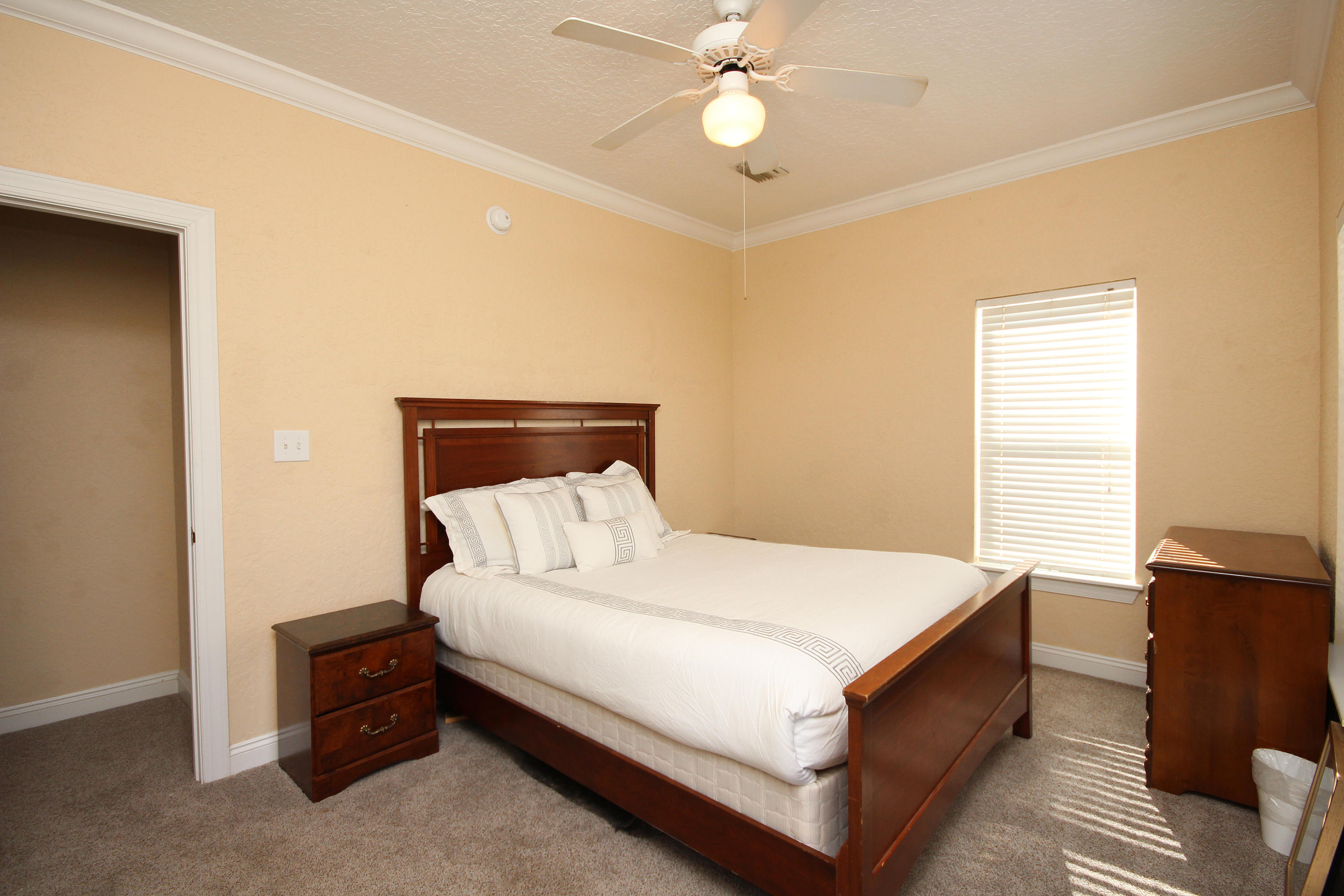 COURTYARD AT GULF PLACE - Residential