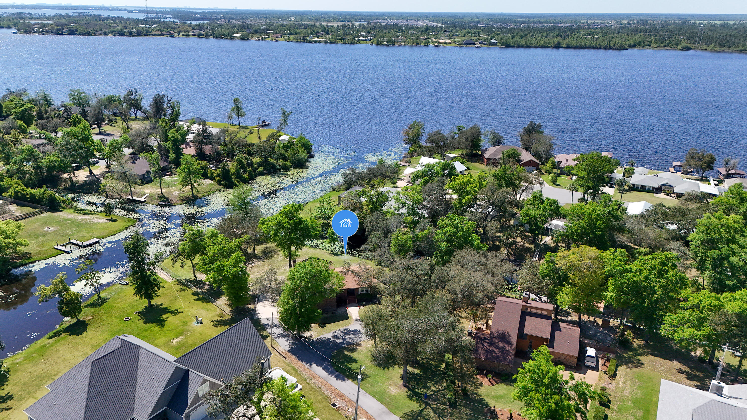 DEERPOINT ESTATES - Residential