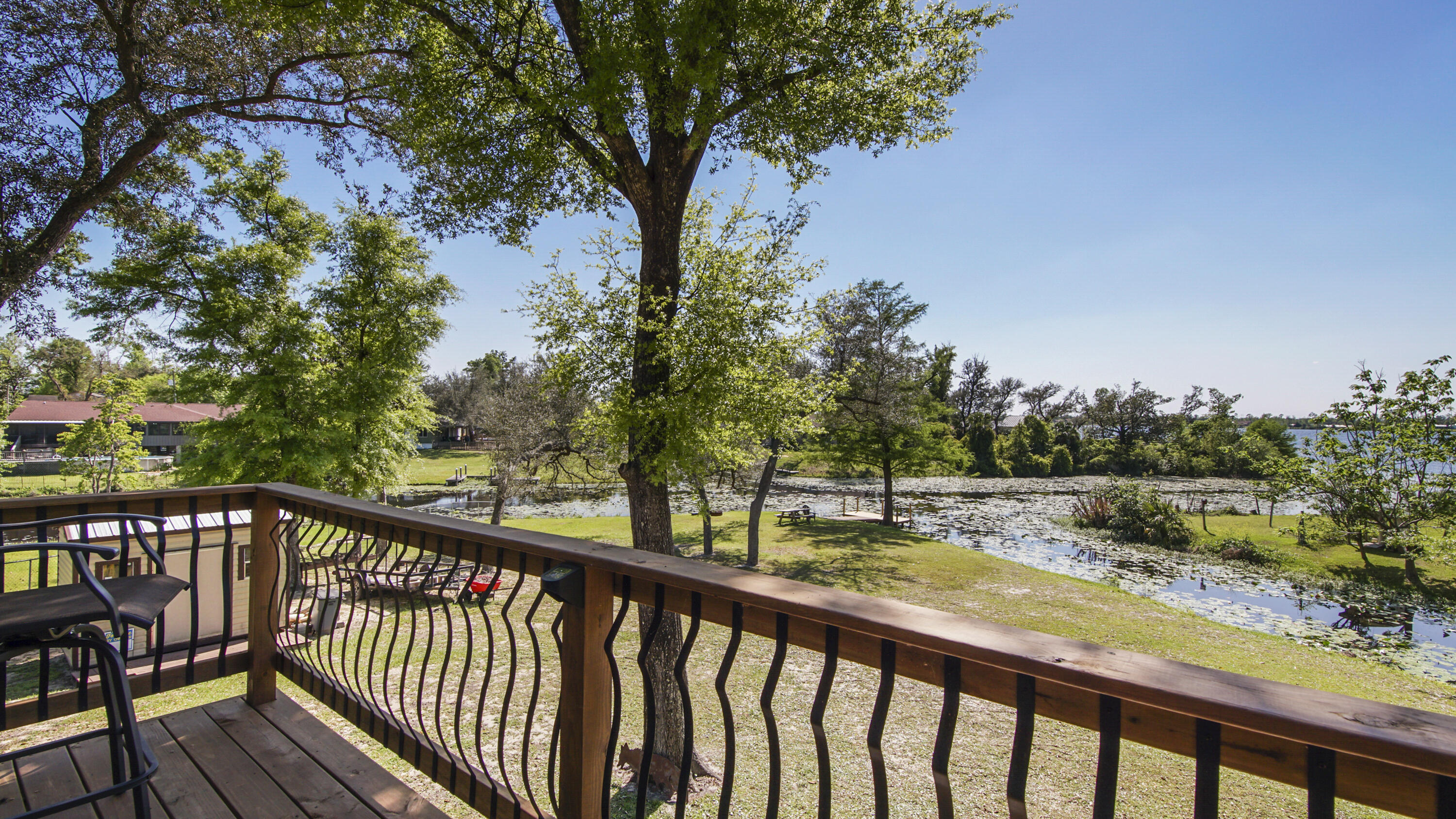 DEERPOINT ESTATES - Residential