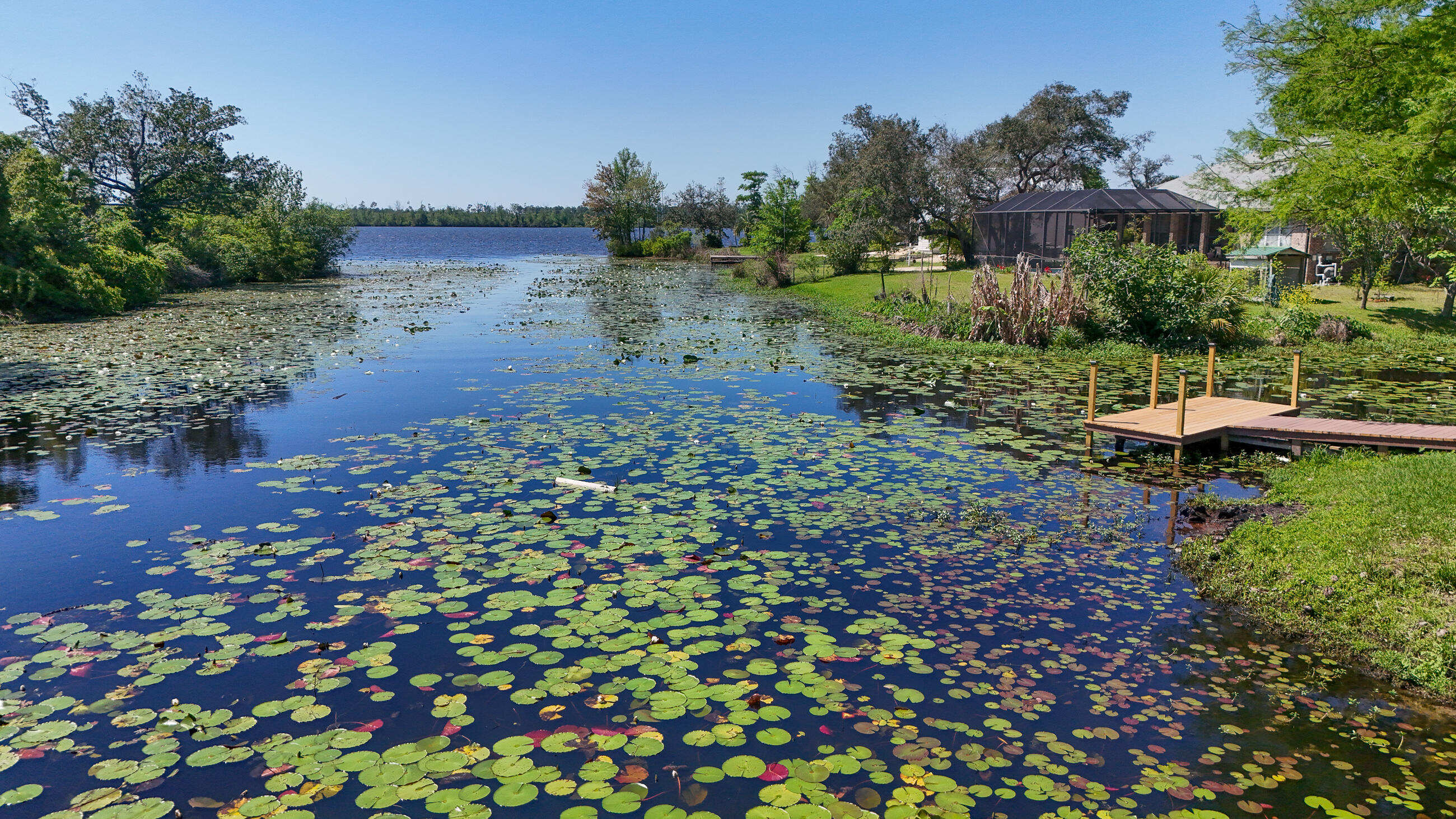 DEERPOINT ESTATES - Residential