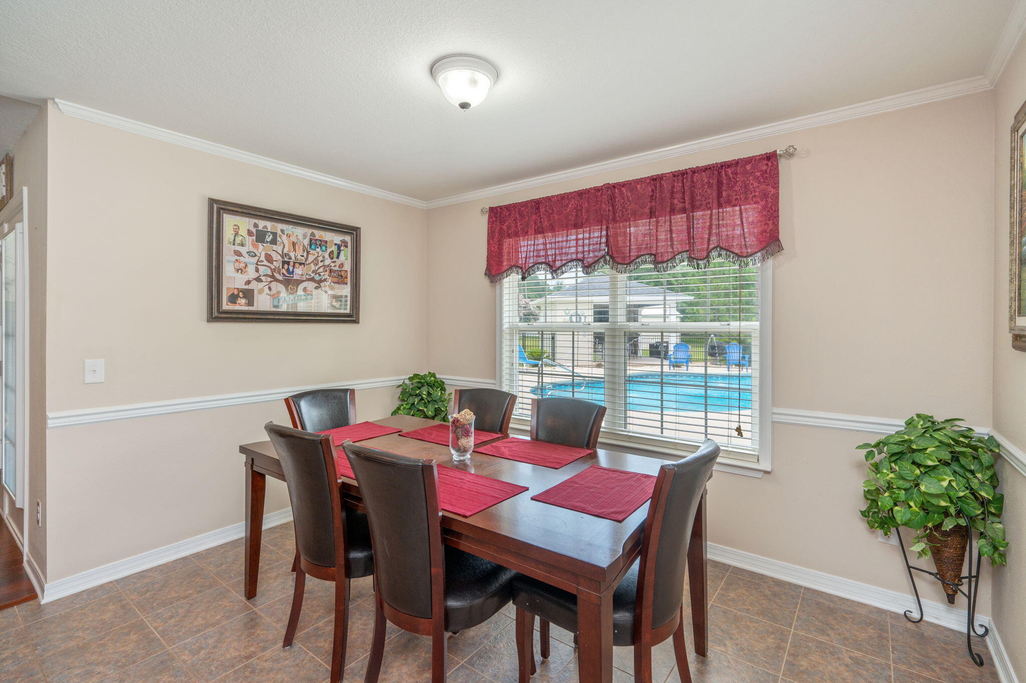 PINE VIEW - Residential