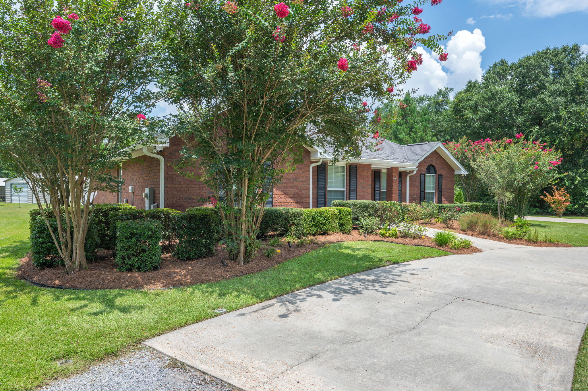 PINE VIEW - Residential