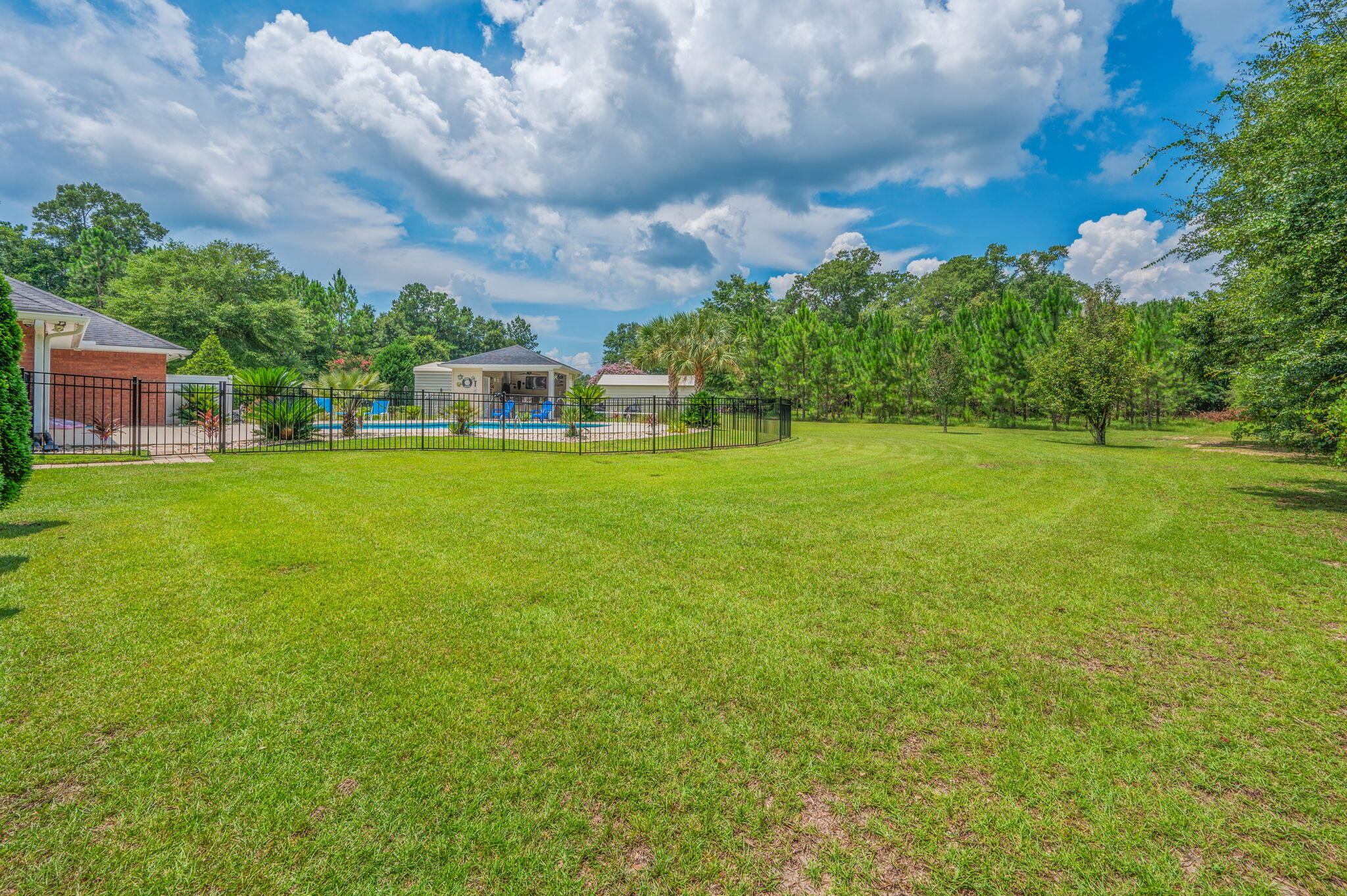 PINE VIEW - Residential