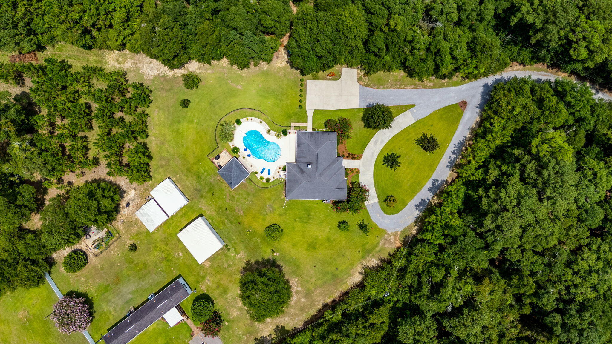 PINE VIEW - Residential