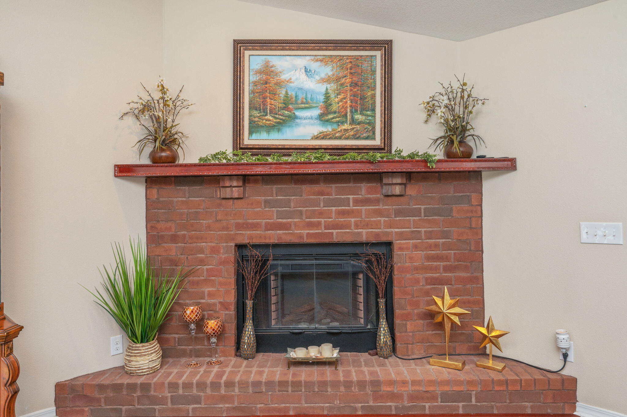 PINE VIEW - Residential