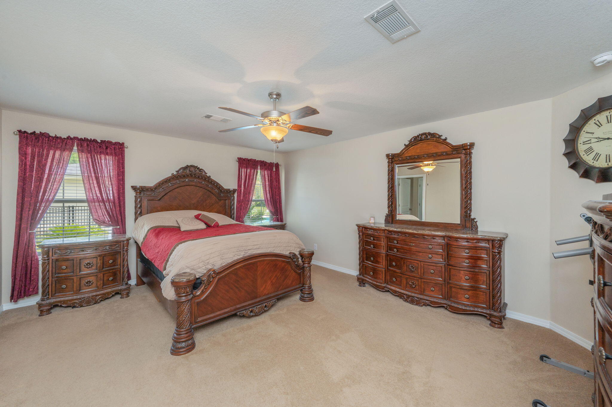 PINE VIEW - Residential