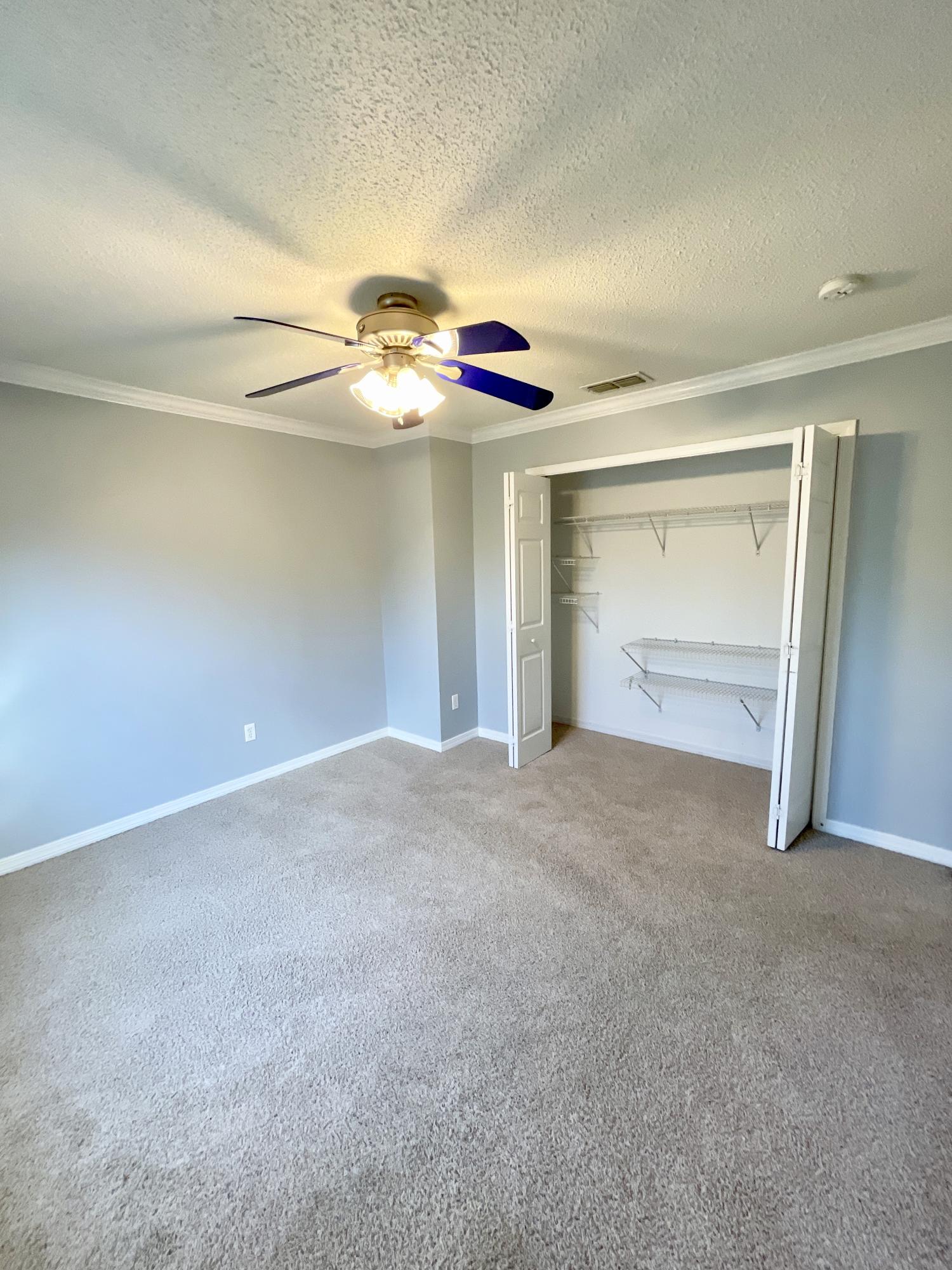 COUNTRYVIEW ESTATES 10TH ADDN - Residential